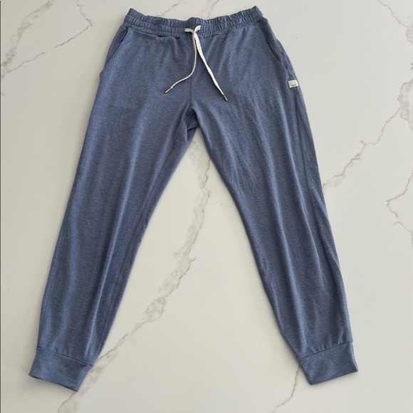 Vuori Women's Performance Joggers in Azure Heather - Picture 2 of 13